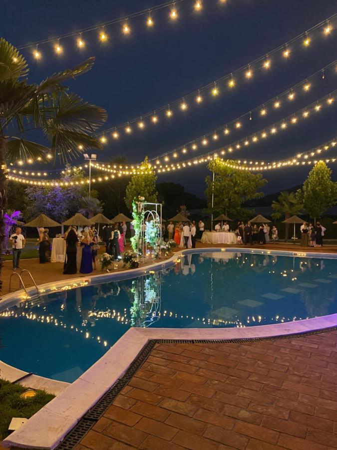Park Ashik Hotel Laknas Bagian luar foto